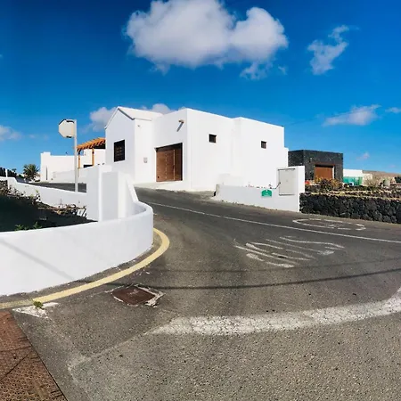Apartment Alegria In The Beautiful Village Of Mozaga, Lanzarote Mozaga