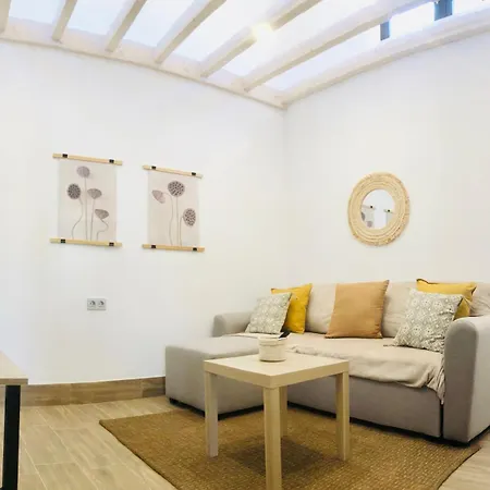 Alegria In The Beautiful Village Of Mozaga, Lanzarote Apartment